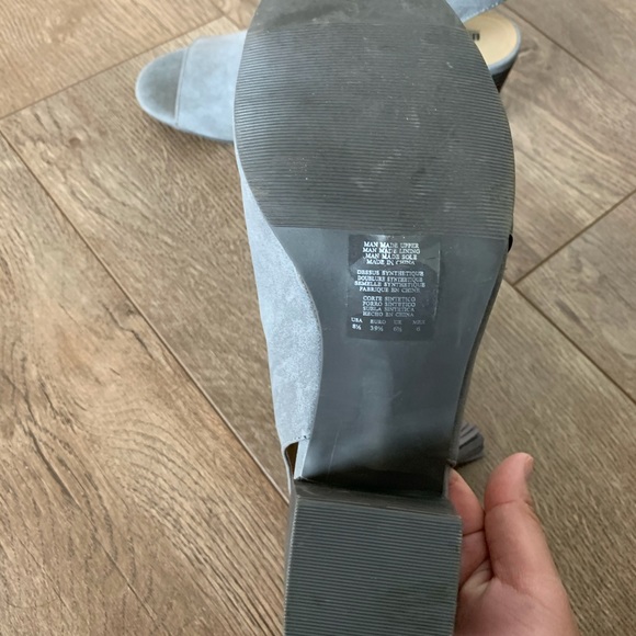 Women’s shoes - Picture 4 of 6